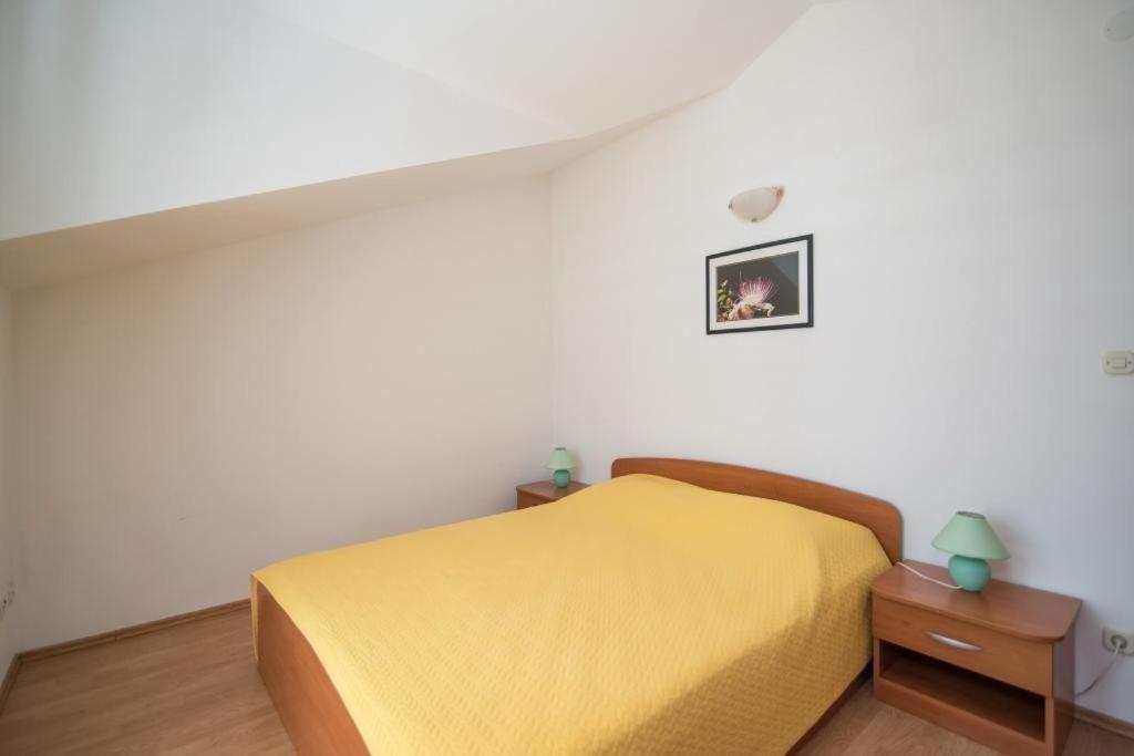 Apartments Batinic 苏佩塔尔 外观 照片